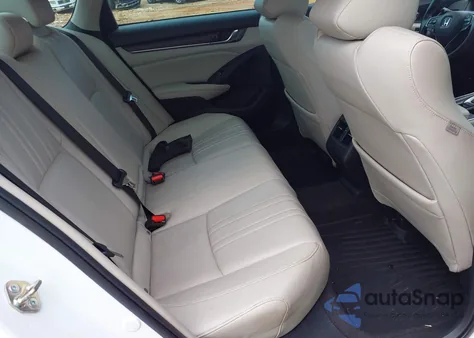 2019 Honda Accord Touring 2.0T from USA, damaged, VIN 1HGCV2F9XKA003938